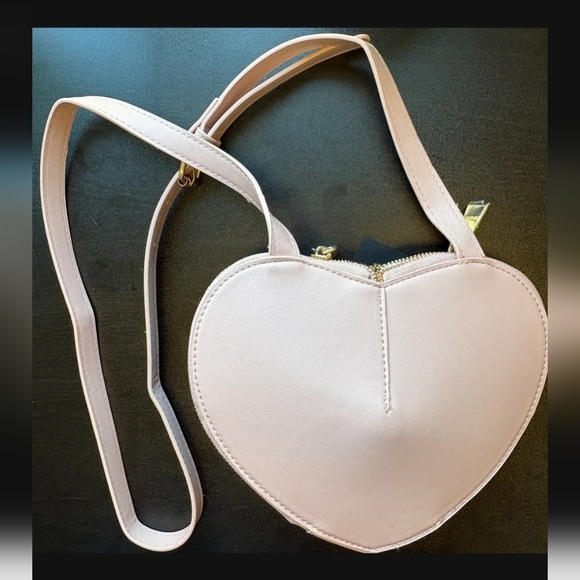 Bebe Malou Pink Heart Crossbody Bag with Adjustable Strap - Picture 2 of 3